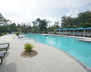 8718 Sandy Plains Drive - Photo Thumbnail 32