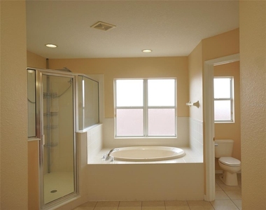 8718 Sandy Plains Drive - Photo Thumbnail 29