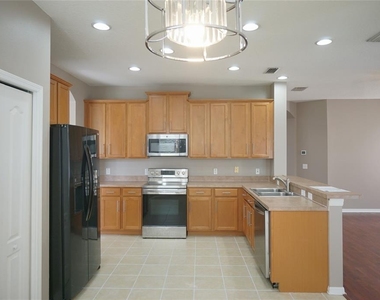 8718 Sandy Plains Drive - Photo Thumbnail 22