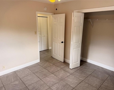 10123 N 11th Street - Photo Thumbnail 19