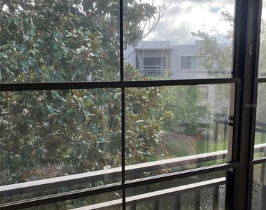 7951 58th Avenue N - Photo Thumbnail 12