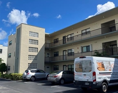 7951 58th Avenue N - Photo Thumbnail 42