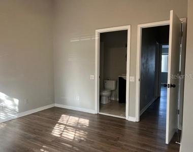 336 Countryside Key Boulevard - Photo Thumbnail 12