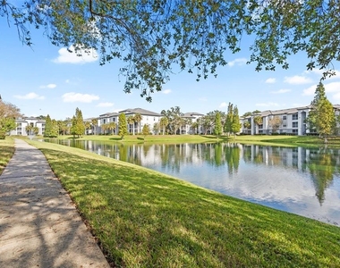 5511 Legacy Crescent Place - Photo Thumbnail 32