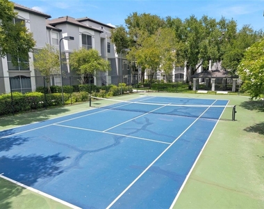 5511 Legacy Crescent Place - Photo Thumbnail 30
