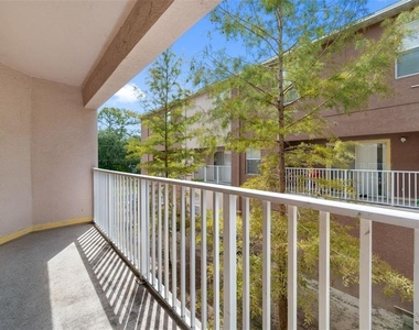 5721 Las Ventanas Drive - Photo Thumbnail 13