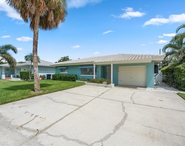 1019 Mandalay Avenue - Photo Thumbnail 59