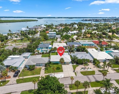 1019 Mandalay Avenue - Photo Thumbnail 43