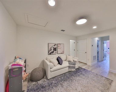 11644 Cambium Crown Drive - Photo Thumbnail 20