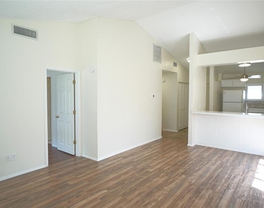 7802 Amberlea Court - Photo Thumbnail 17