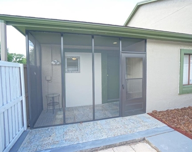 7802 Amberlea Court - Photo Thumbnail 16