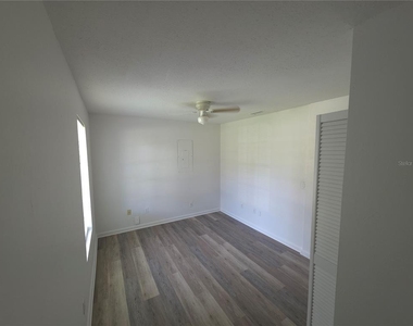 8413 Barrett Place - Photo Thumbnail 17