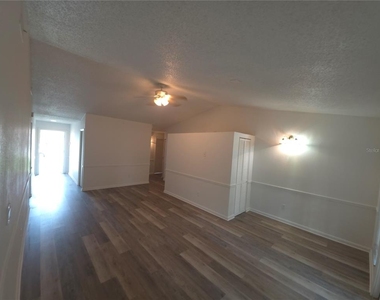 8413 Barrett Place - Photo Thumbnail 11