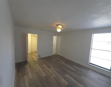 8413 Barrett Place - Photo Thumbnail 22