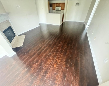 18119 Back Stretch Lane - Photo Thumbnail 6