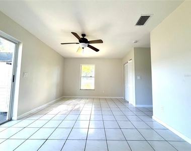 2119 W Henry Avenue - Photo Thumbnail 6