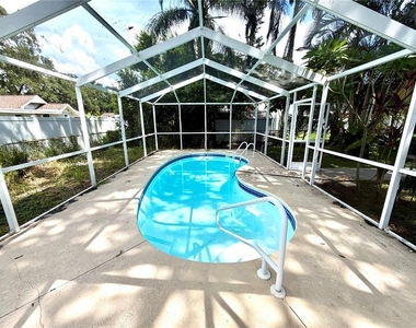 2119 W Henry Avenue - Photo Thumbnail 17