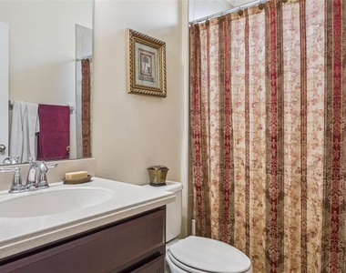 10112 Caraway Spice Avenue - Photo Thumbnail 12