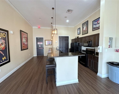 1910 E Palm Avenue - Photo Thumbnail 26