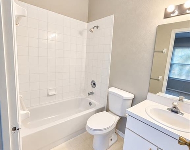 30021 Playa Del Rey Lane - Photo Thumbnail 9
