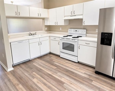 30021 Playa Del Rey Lane - Photo Thumbnail 3