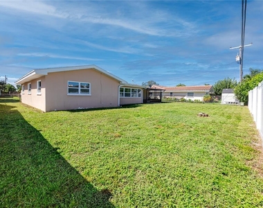 3747 Shady Bluffs Drive - Photo Thumbnail 35