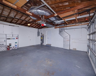 3747 Shady Bluffs Drive - Photo Thumbnail 32