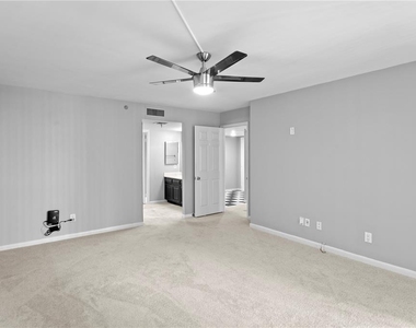 3301 Bayshore Boulevard - Photo Thumbnail 30