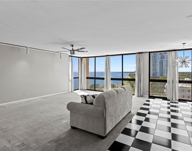 3301 Bayshore Boulevard - Photo Thumbnail 8