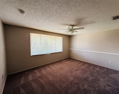 7525 Pitch Pine Circle - Photo Thumbnail 15