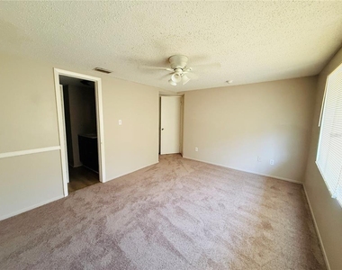 7525 Pitch Pine Circle - Photo Thumbnail 17