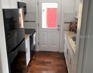 2220 5th Avenue N - Photo Thumbnail 10