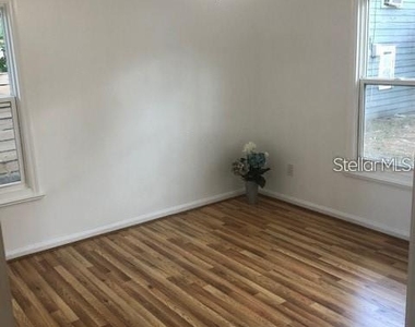 2220 5th Avenue N - Photo Thumbnail 5