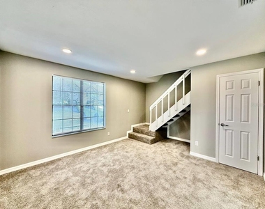 16596 Brigadoon Drive - Photo Thumbnail 2