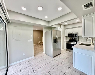 16596 Brigadoon Drive - Photo Thumbnail 14
