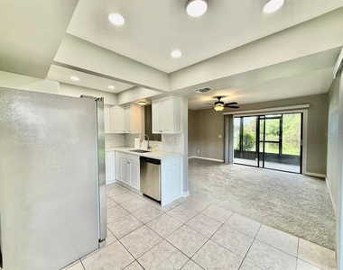 16596 Brigadoon Drive - Photo Thumbnail 9