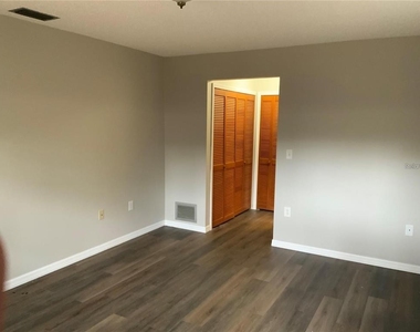 2067 Red Cedar Lane - Photo Thumbnail 16
