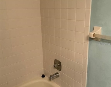 2067 Red Cedar Lane - Photo Thumbnail 22