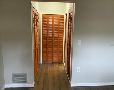 2067 Red Cedar Lane - Photo Thumbnail 14
