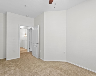 2741 Via Cipriani - Photo Thumbnail 36