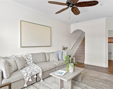 2741 Via Cipriani - Photo Thumbnail 22