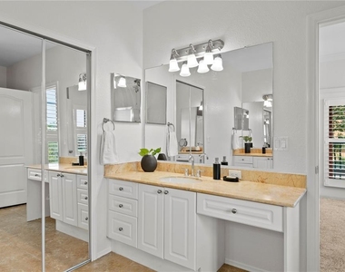 2741 Via Cipriani - Photo Thumbnail 28