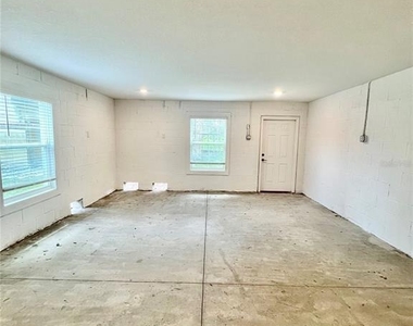 4704 Tuscan Loon Drive - Photo Thumbnail 27