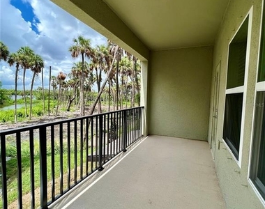 4704 Tuscan Loon Drive - Photo Thumbnail 24