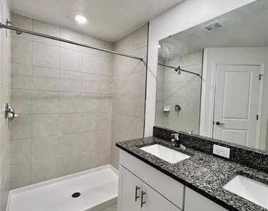 4704 Tuscan Loon Drive - Photo Thumbnail 19