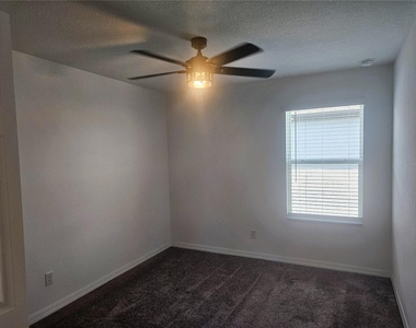 16073 Sonoma Grove Circle - Photo Thumbnail 30
