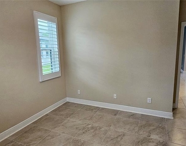 19379 Hawk Valley Drive - Photo Thumbnail 21