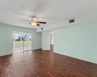 5108 Brittany Drive S - Photo Thumbnail 19