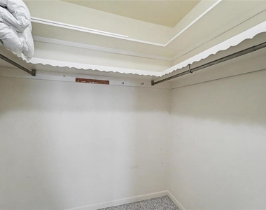 5108 Brittany Drive S - Photo Thumbnail 24