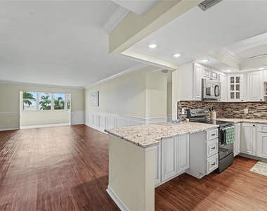 5108 Brittany Drive S - Photo Thumbnail 5